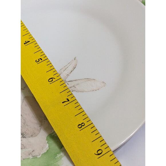 Set Of 4 Pottery Barn Hilltop Garden Bunny Easter Spring Rabbit 9" Plates Sketch - Picture 8 of 8